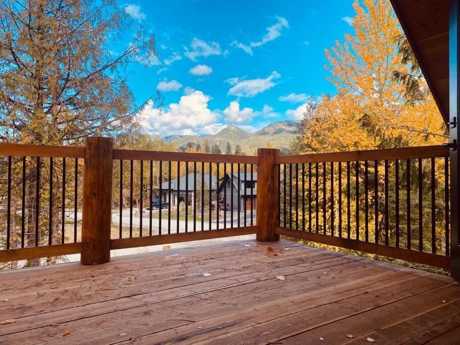 Ski-In Chalet: Private Hot Tub, Bonus Bunk House 弗尼 外观 照片