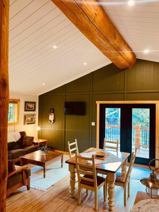 Ski-In Chalet: Private Hot Tub, Bonus Bunk House 弗尼 外观 照片
