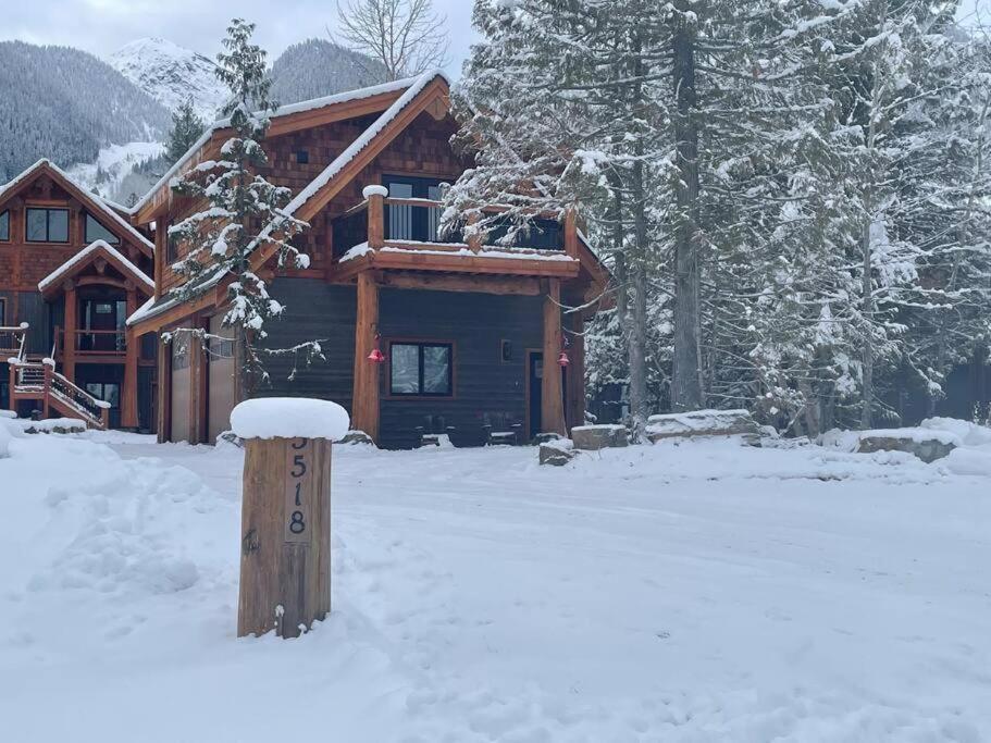 Ski-In Chalet: Private Hot Tub, Bonus Bunk House 弗尼 外观 照片